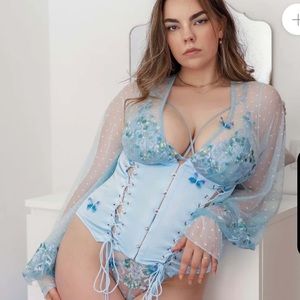 Empress Mimi Madame X Empress Set in Blue